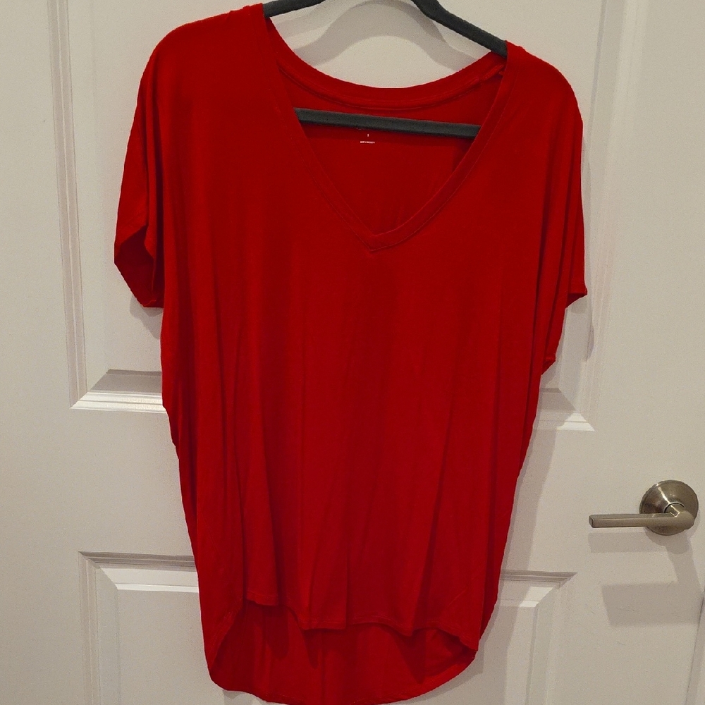 Express Bold Red V-Neck Short Sleeve Top